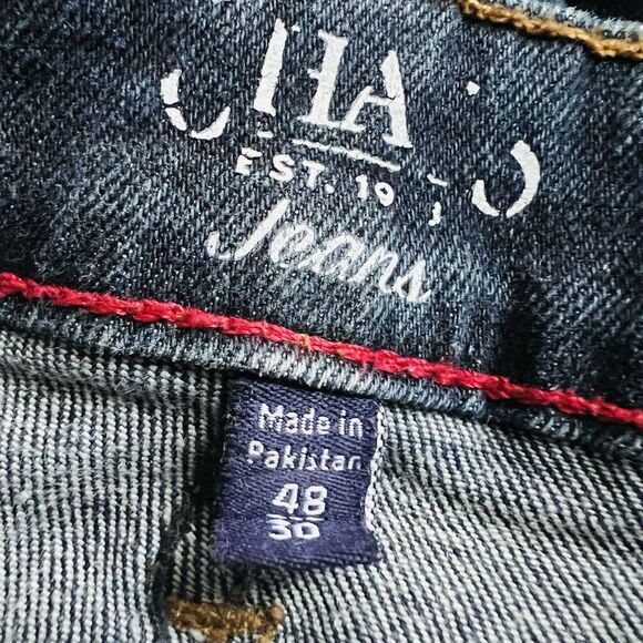 Chaps Men's Straight Leg Relaxed Fit Jeans - Indigo - Picture 8 of 10